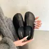 Zapatos de moda retro sin cordones con separación en los dedos y aumento interno de altura, zapatos de cuero minimalistas de nicho con punta cuadrada, versátiles de doble uso para mujer