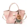 Bolso de Mujer Estilo de Alta Gama Yuezi 2026 Nuevo Bolso de Mano de Moda para Viajes Diarios Bolso Cruzado Elegante Versátil Bolso de Hombro Tipo Cubo