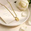 Collar Clavícula con Colgante de Mariposa Repujada Estilo Francés Vintage con Diseño de Borde Ondulado, Elegante y Versátil Collar para el Día a Día para Mujeres