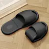 Chinelos de Viagem Dobráveis para Mulheres, Chinelos de Viagem Portáteis para Casal, Antiderrapantes, Adequados para Viagens de Negócios, Chinelos Descartáveis de Hotel, Podem Ser Usados no Banho