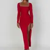 2026 Ropa Femenina Transfronteriza Europea y Americana Vestido Largo Ajustado de Color Sólido con Escote Cuadrado y Abertura, Sexy y con Temperamento para Banquetes y Fiestas