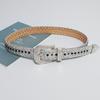 Cinto Vermelho Feminino Largo de Couro com Inlay de Strass Cinto Decorativo Coreano Moderno Versátil para Jeans com Diamante Preto