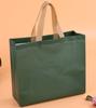 Bolsa impermeable para ropa promocional, portátil, con impresión a color, para compras, venta al por mayor, con película no tejida y logotipo