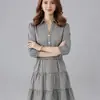 26 Novos Modelos de Verão de Itens da Moda de Comércio Exterior Transfronteiriço para E-commerce: Vestido Gola Camisa Decote V Patchwork Xadrez Solto Emagrecedor