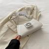 Bolso de Diseño de Nicho Advanced Sense Verano 2024 Nuevo Bolso Cruzado para Hombro con Cadena Incrustada de Diamantes Estilo Chica Dulce Fresca Picante para Mujer