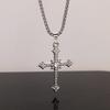Collar de cruz de estrella con diamantes completos viento frío dulce genial colgante de pedrería 2025 nueva marea cuello cadena de acero de titanio al por mayor