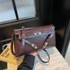 Elegante e Versátil Bolsa Kelly de Ombro com Padrão de Crocodilo para Mulheres, Alta Qualidade 2026 Nova Bolsa de Ombro Transversal Baguette Outono e Inverno
