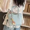 Bolso de Mano de Alta Gama para Mujer, Nueva Moda de Primavera 2026, Bolso Cubo Exquisito de Lujo Ligero de Nicho para Hombro Cruzado