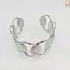 Estilo Niche Europeo y Americano, Fresco y Minimalista, Pulsera Abierta Exagerada, Pulsera Ancha de Metal Hueco Plateado, Pulsera de Fiesta, Vintage