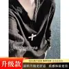 Camiseta de manga larga con cuello en V, patrón de diamantes texturizado en color azul neblina, unisex, estilo otoño, relajada y chic sin esfuerzo, perfecta como capa base