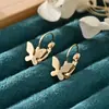 Pendientes de Acero Inoxidable con Diseño de Mariposa y Flor, Ligeros, de Lujo, Simples, Versátiles, Transfronterizos Europeos y Americanos, Pendientes Elegantes de Gama Alta para Mujer
