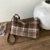 Bolso Grande de Moda Casual a Cuadros Transfronterizo para Mujer 2025 Bolso de Mano de Invierno Versión Coreana Estilo Universitario de Nicho