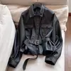 Chaqueta corta de cuero para mujer con cintura entallada, nueva moda primavera y otoño 2026 con patrón de lichi