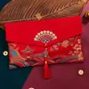 Sobres Rojos Bordados con Borlas Estilo Chino para Saludos de Año Nuevo y Festival de Primavera, Sobres Rojos de Mil Yuanes, Sobre Rojo de Tela al por Mayor de Fabricante, Personalizable