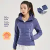 Venta Directa de Fábrica Chaqueta de Invierno Ligera con Capucha Estilo Lulu para Mujer 90% plumón Ajustada para Correr
