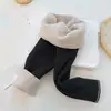 Leggings de inverno para meninas, forradas com fleece e espessadas para aquecimento, calças de fleece estilosas e versáteis para crianças para uso ao ar livre