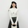 Suéter de punto negro ajustado estilo coreano, nueva moda de invierno 2025 para mujer, con ribete de volantes y cuello semi-alto, suéter elegante
