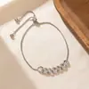 Pulsera de Cadena de Alto Gama Estilo Coreano con Diamantes para Mujer, Pulsera de Moda Apilable de Lujo Ligero de Nicho, Joyería de Mano Versátil y Elegante para Mujer