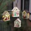 Suprimentos de Natal Transfronteiriços Cabine Colorida Luminosa de Madeira Decorações de Árvore de Natal Casa de Madeira Penduricalhos para Festa de Natal