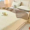 Cubrecama Acolchado de Algodón Lavado Estampado Estudiante Pieza Única Tatami Sábana Gruesa Juego de Tres Piezas para Todas las Estaciones