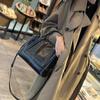 Bolso cruzado de gran capacidad para mujer, modelo nuevo 2026, hecho de piel de vaca de capa superior, bolso de cuero genuino para mujer, nuevo de verano 2026, bolso casual para mujer