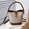 Bolsas de Nicho Super Populares Deste Ano 2024 Novas Bolsas Femininas Estilo Verão Versátil Bolsa Transversal Portátil Bolsa de Balde
