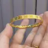 Pulsera de Trébol de Oro Arena Vietnamita Moda Viajero Ol Joyería Chapada en Cobre Dorado para Mujer Suministro de Combinación Punto Lote