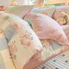 Juego de cama de dibujos animados de algodón puro de cuatro piezas 2025 Nuevo Invierno Ropa de cama para niños Sábanas Cubre edredón Juego de cama de tres piezas para dormitorio