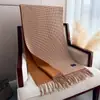 Estilo Novo Outono e Inverno Xadrez Artístico Areia Fina Imitação de Caxemira Lenço Xale para Homens e Mulheres, Quente e Fashionável Lenço com Franjas para o Dia a Dia