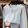 Nueva Camiseta de Manga Larga para Hombre de Primavera y Otoño, Cuello en V, Moda Casual de Negocios, Sudadera Pulóver, Camiseta Básica de Tendencia para Hombre