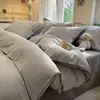 Juego de ropa de cama de cuatro piezas de algodón puro cepillado Clase A, ropa de cama de algodón de alta gama, funda de edredón gruesa, juego de tres piezas para estudiantes, sábana plana y sábana bajera