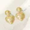 Pendientes de Corazón Exagerados Estilo Nuevo Retro Europeo y Americano Moda Temperamento Diseño Simple Versátil Pendientes de Otoño e Invierno para Mujer