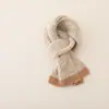 Bufanda de punto lisa de dos tonos para niños, calentador de cuello de otoño e invierno con guantes, conjunto suave y cálido de dos piezas para niños y niñas