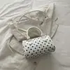 Bolso de mano de lunares simple y único de verano 2026 para mujer, bolso de hombro cruzado lindo y moderno para ir al trabajo