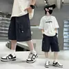Roupas Infantis Meninos Shorts Casuais de Verão 2026 Novo Estilo para Meninos Mais Velhos Shorts Cargo Versátil Solto Tendência