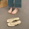 Chinelos Retrô Estilo Coreano com Tiras Finas, Bico Quadrado e Salto Bloco para Mulheres, Uso Externo de Verão, Sandálias Slip-On Simples e Versáteis Estilo Coreano