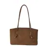 Bolsa de ombro retrô transfronteiriça para mulheres, nova moda 2026, bolsa de ombro requintada, bolsa tote de camurça de grande capacidade