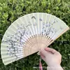 Leque Dobrável Estilo Antigo Transfronteiriço para o Verão, Estilo Chinês, Hanfu, Cheongsam, Leque Pequeno Dobrável de Bambu Portátil para Mulheres