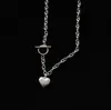 Ins europeo y americano Red social retro corazón de amor colgante de corazón hebilla de langosta collar viento metálico