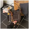 Bolso Retro para Mujer 2024 Nuevo Otoño e Invierno Nicho Hombro Único Cruzado Cubo Gran Capacidad Pu Tote Bolso de Mujer
