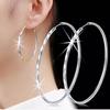 Brincos de Argola Grandes Exagerados Prateados da Moda Europeia e Americana, Femininos Sólidos Elegantes em Losango Clássicos