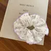 Scrunchie Floral Fresco e Simples com Bordas Franzidas, Laço de Cabelo Doce para Rabo de Cavalo Baixo, Novo Acessório de Cabelo 2025 para Mulheres