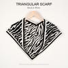 Bufanda triangular de doble cara tejida en blanco y negro con hebilla magnética nueva de otoño e invierno, bufanda chal de cuello de alta calidad con bola dorada pequeña para mujer