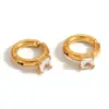 Nuevos aretes de acero inoxidable transfronterizos con un toque de lujo ligero y alta gama, incrustados con circonia cuadrada, chapados en oro de 18 quilates, impermeables y que conservan el color