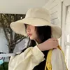 Sombrero de pescador de ala ancha con protección solar, de cuadros pequeños, estilo coreano ins, para mujer, sombrero casual de senderismo para primavera/verano, diseño de nicho que hace que la cara se vea más pequeña