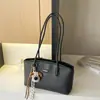 Bolso cruzado para mujer 2026 principios de otoño popular versátil bolso de axila con sensación de alta gama, estilo ins para el trabajo y los desplazamientos bolso de hombro