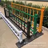 Guard-rails de estradas municipais, barreiras de segurança para calçadas de pedestres, trilhos de isolamento anti-colisão de tráfego externo, cercas de estacionamento