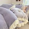 Estilo Princesa Tallado Terciopelo de Leche Cama Juego de Cuatro Piezas Invierno Espesado Coral Terciopelo Encaje Funda de Edredón Sábanas y Sábanas Ajustables