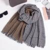 Comercio Exterior Estilo Coreano Otoño e Invierno Nuevo Bufanda Degradada de Pata de Gallo para Mujer, Imitación Cachemira Engrosada Calentador de Cuello Chal Fabricante Mayorista