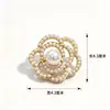 Broche de Anillo Perlado Multicapa Retro Forma de Flor Hueca Dorada Pin Decoración para Traje Abrigo Vestido Corsage de Lujo Ligero